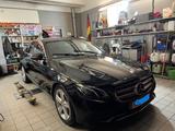 Mercedes-Benz E 200d AVANTGARDE Autom. AVANTGARDE - Mercedes-Benz E 200: D