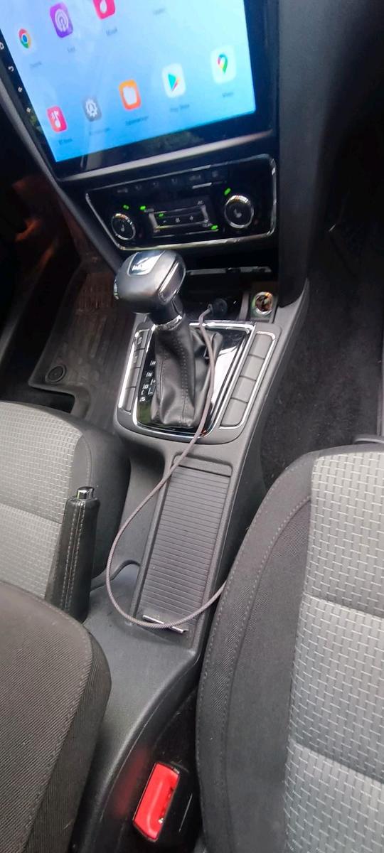 Skoda Superb 2010 — photo 13