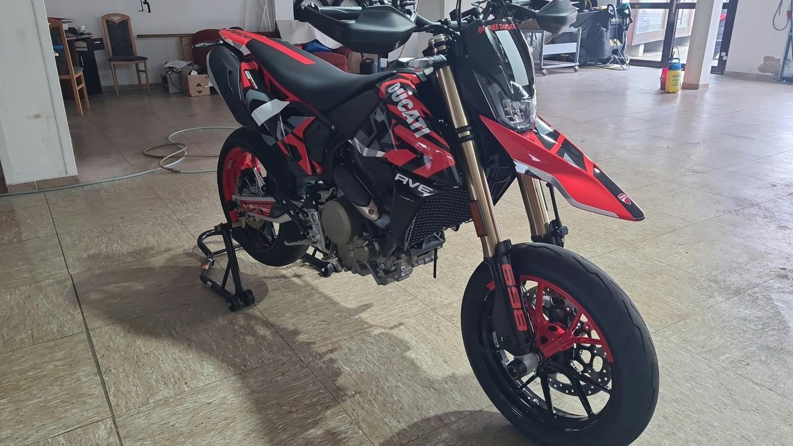 Ducati Hypermotard 698 Mono RVE RVE