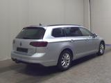 Volkswagen Passat Var. 2.0 TDI Business Navi Matrix RFK AHK - Volkswagen Passat mit Diesel-Antrieb: Standheizung