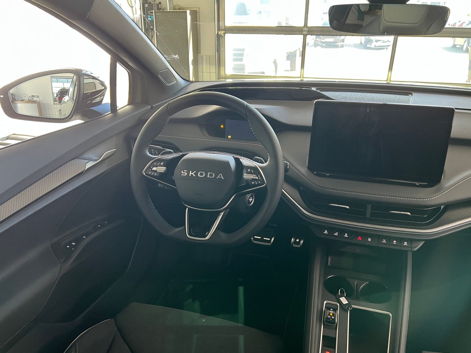 Fahrzeugabbildung SKODA Enyaq Coupé 85 Sportline *AHK, Matrix-LED, 21"-F