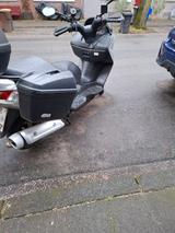 Suzuki Burgman uh 125ccm  - SUZUKI BURGMAN 125