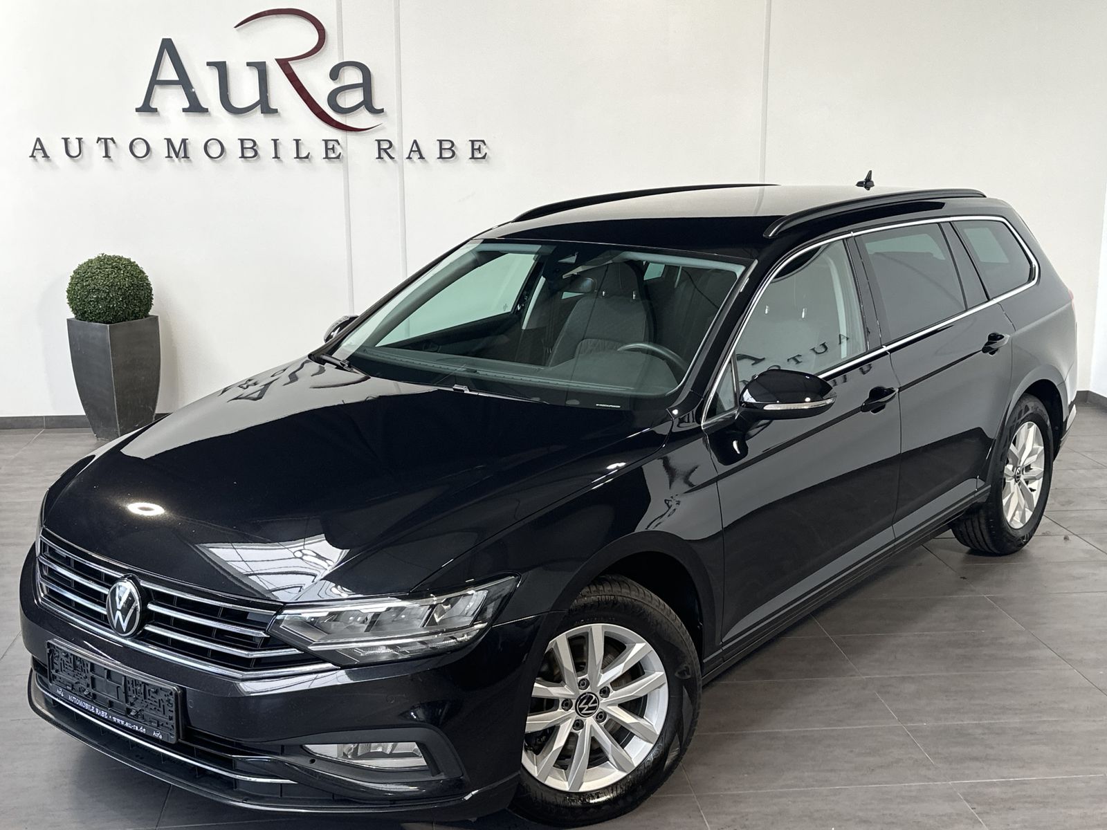 Fahrzeugabbildung Volkswagen Passat Variant 2.0 TDI DSG Business NAV+LED+ACC