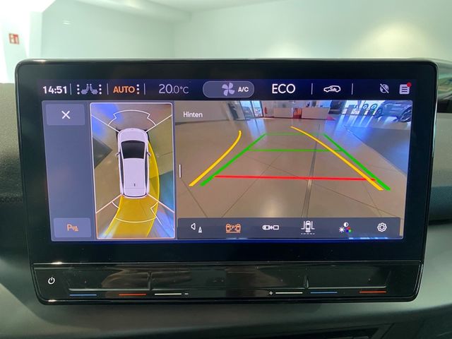 Born 58kWh Navi Wärmep. HuD 20'' Glasdach ACC