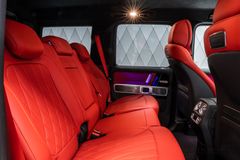 G 63 AMG 2023 OLIVE GREEN/RED MASSAGE BURMESTER