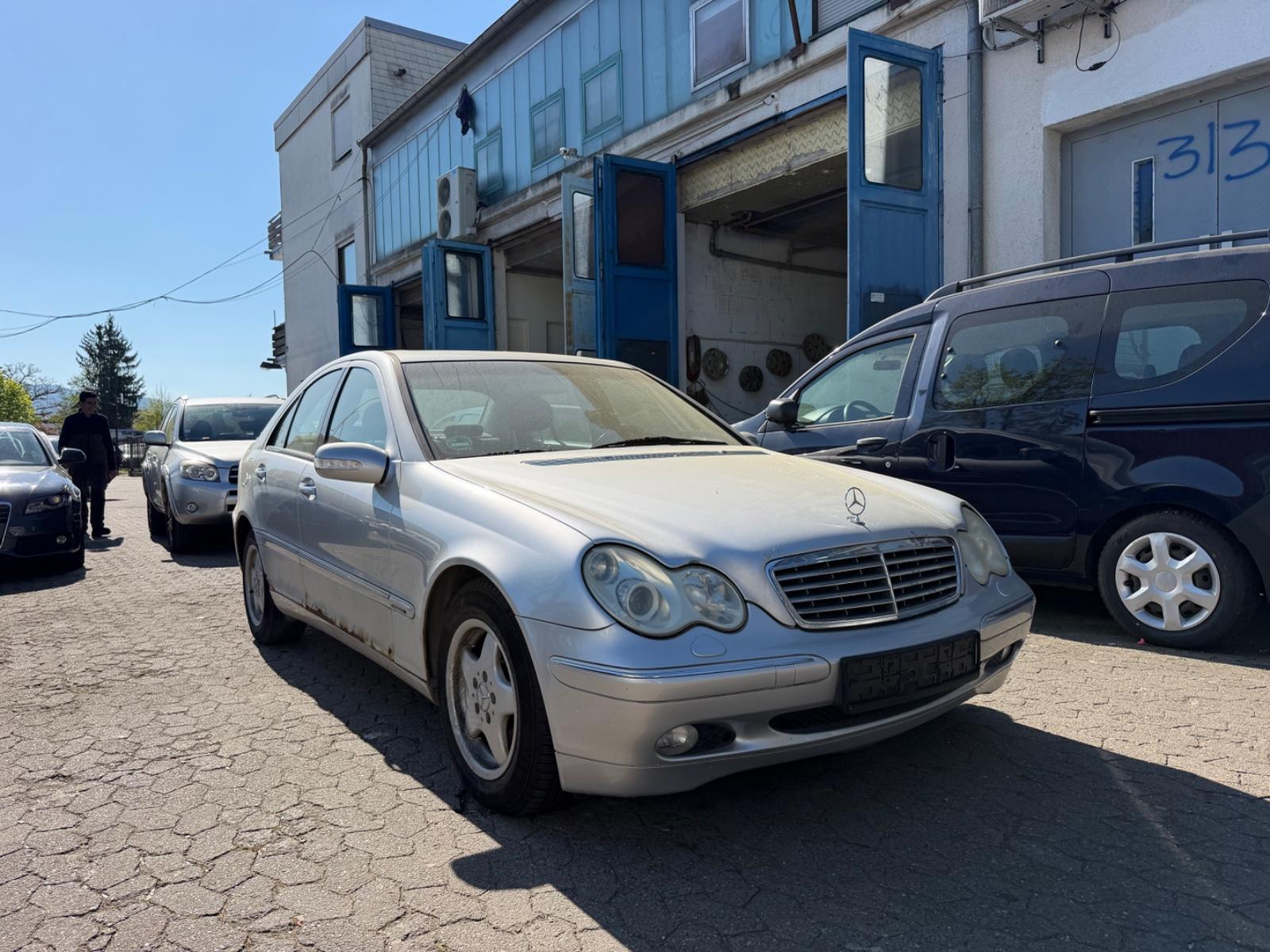 Mercedes-Benz C 200 C Limousine C 200 Kompressor