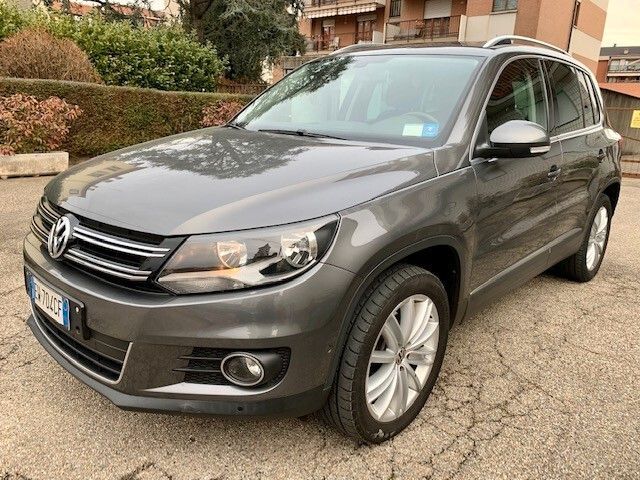 Volkswagen TIGUAN 2.0 TDI 140cv 4motion TETTO FU