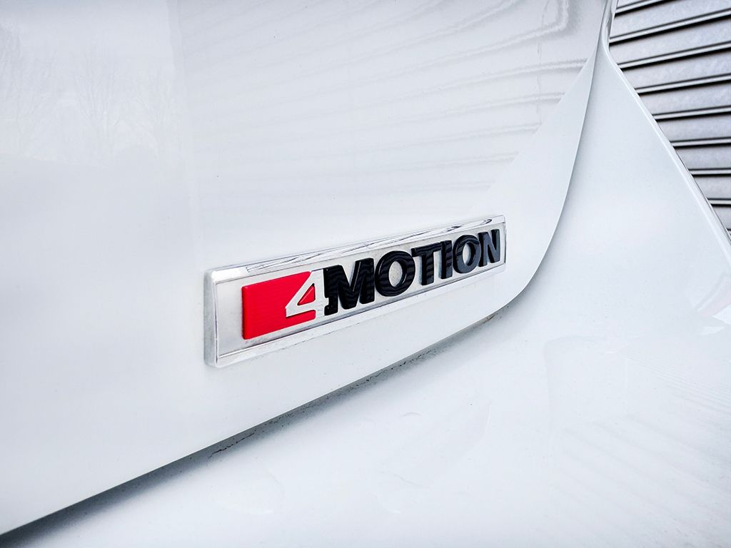 T-Roc 2.0 TDI 4MOTION R-LINE *AHK*LED*NAVI*