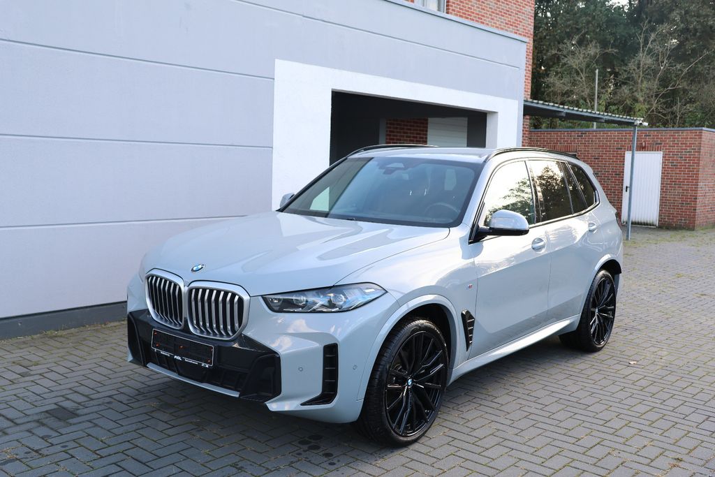 Image of BMW X5