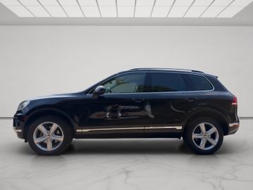 Volkswagen Touareg - 7