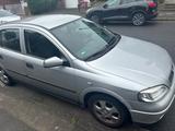 Opel Astra 1.6 16V Edition 100 Edition 100 - Opel Astra aus 2000: Edition