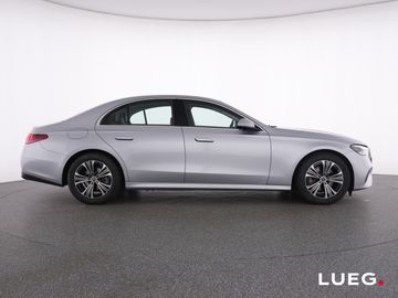 Mercedes E 200 - 12