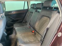 Fahrzeugabbildung Volkswagen Passat Variant 2.0 TDI DSG HUD Pano 360° LED ACC