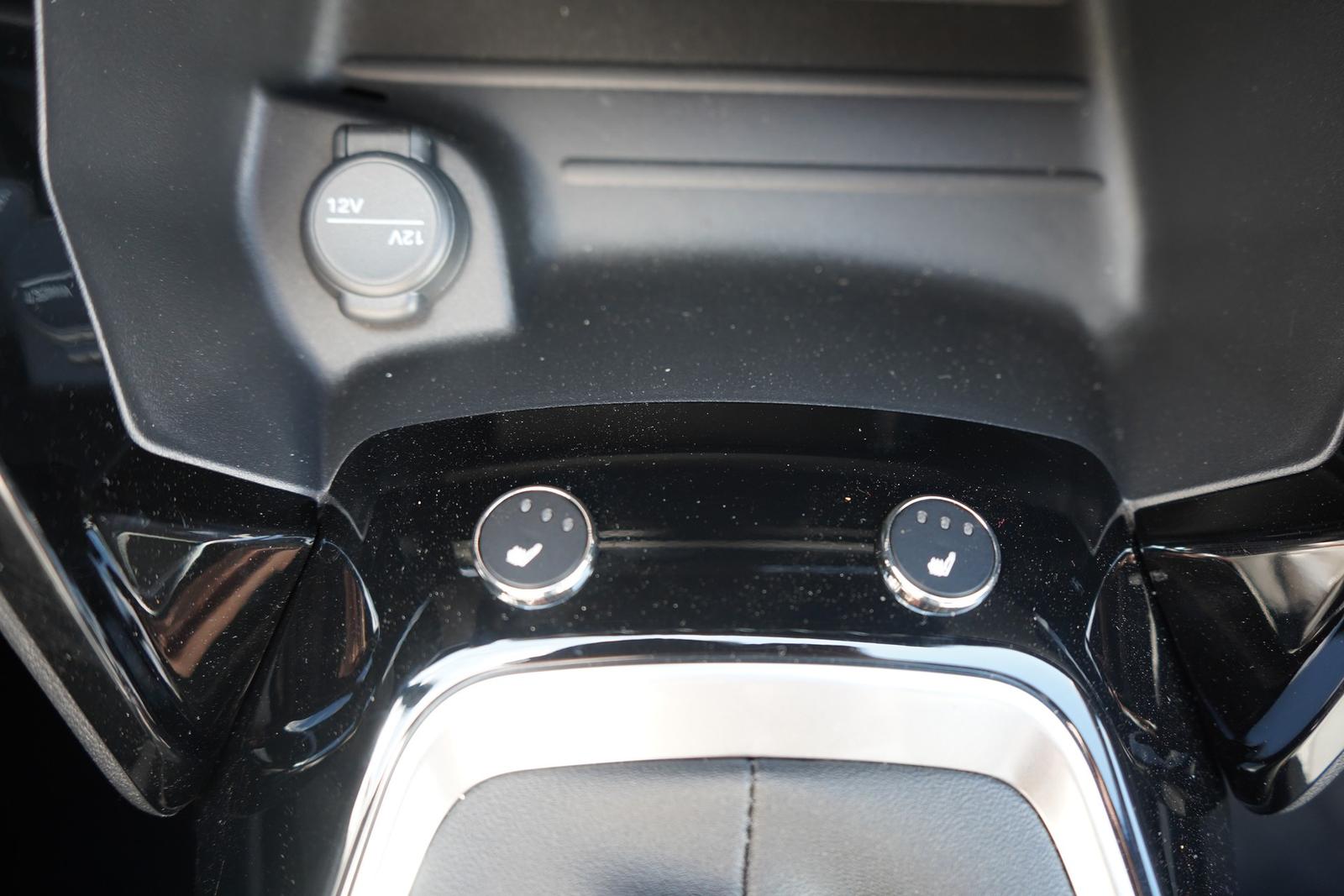 Peugeot 2008 1.2 PureTech LED Navi Tempomat