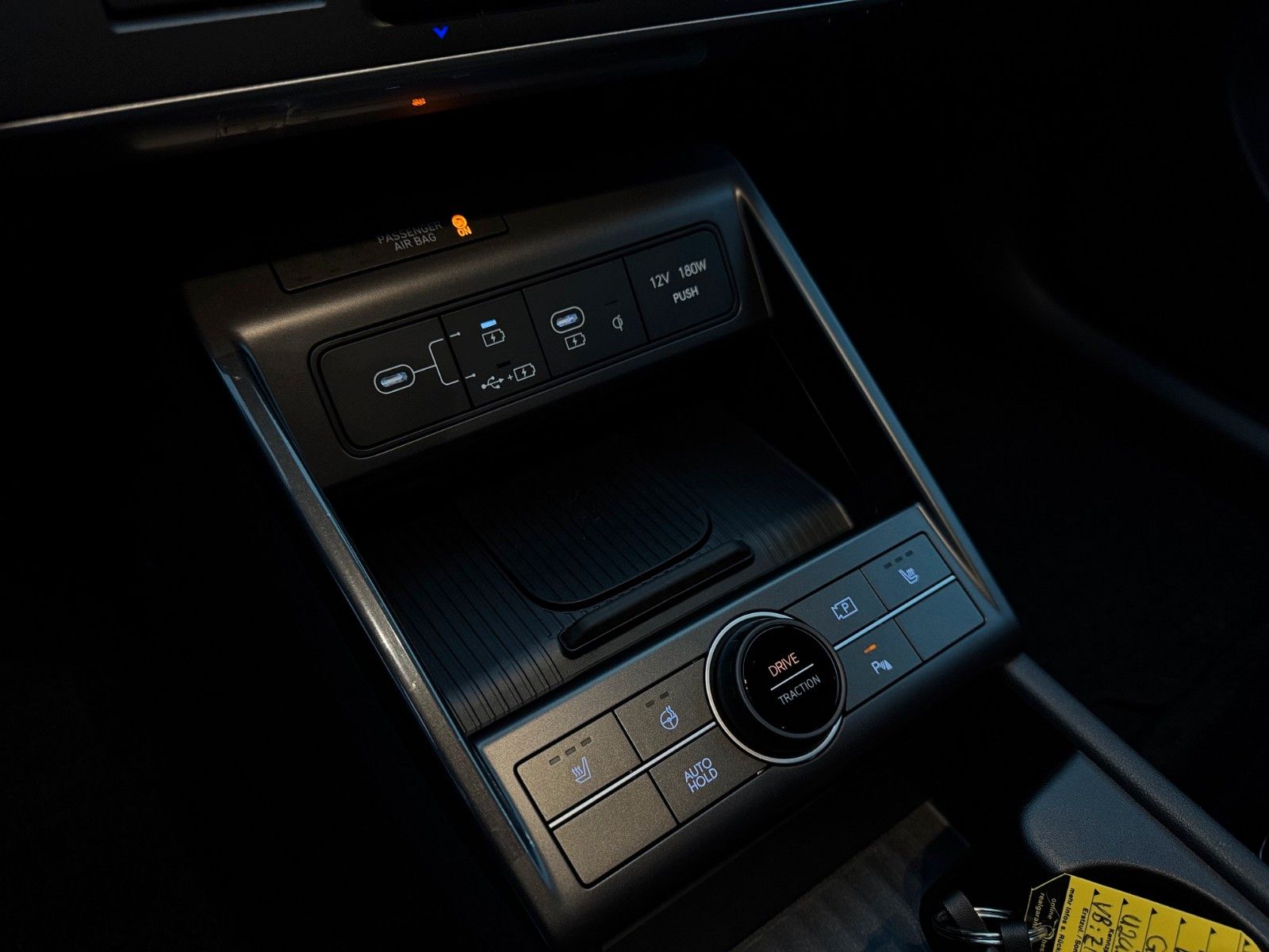 Fahrzeugabbildung Hyundai KONA TREND LED KAMERA AUTOM. SITZHZG ELE. HECKKL