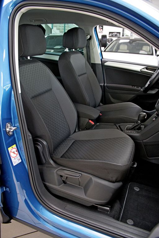 Volkswagen Tiguan 1,4 TSI BMT DSG AHK ACC 1. BESITZ VIRTUAL