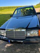 Mercedes-Benz Mercedes 230 TE - gebrauchte Mercedes-Benz E 230 aus dem Jahr 1992