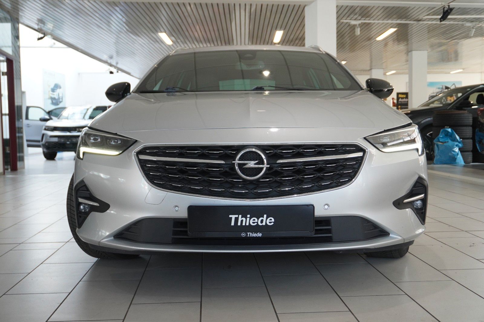 Fahrzeugabbildung Opel Insignia B ST 1.5D ELEGANCE NAVI/LED/KAMERA/DAB+