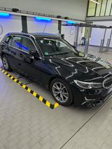 BMW 320d xDrive Leder Nav Digit Cockp Laser HarmanC - BMW 320 Gebrauchtwagen in München