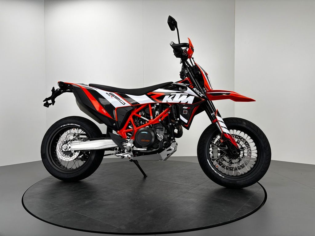 Fahrzeugabbildung KTM 690 SMC R *REIFEN NEU *KURZES HECK