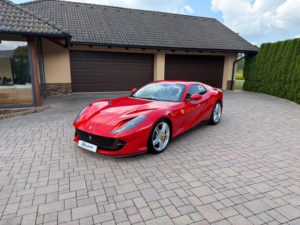 Image of Ferrari 812