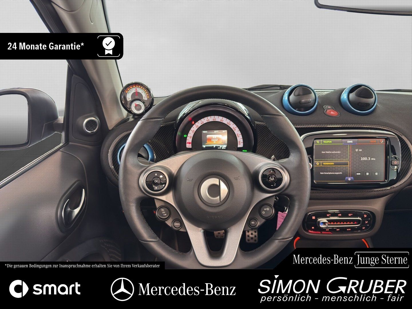 Fahrzeugabbildung Smart fortwo EQ Cabrio Pulse Exclusive JBL Carbon Wint