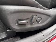 HYUNDAI Tucson 1.6 Premium 4WD*LED*Navi*Sitzh*Pano*
