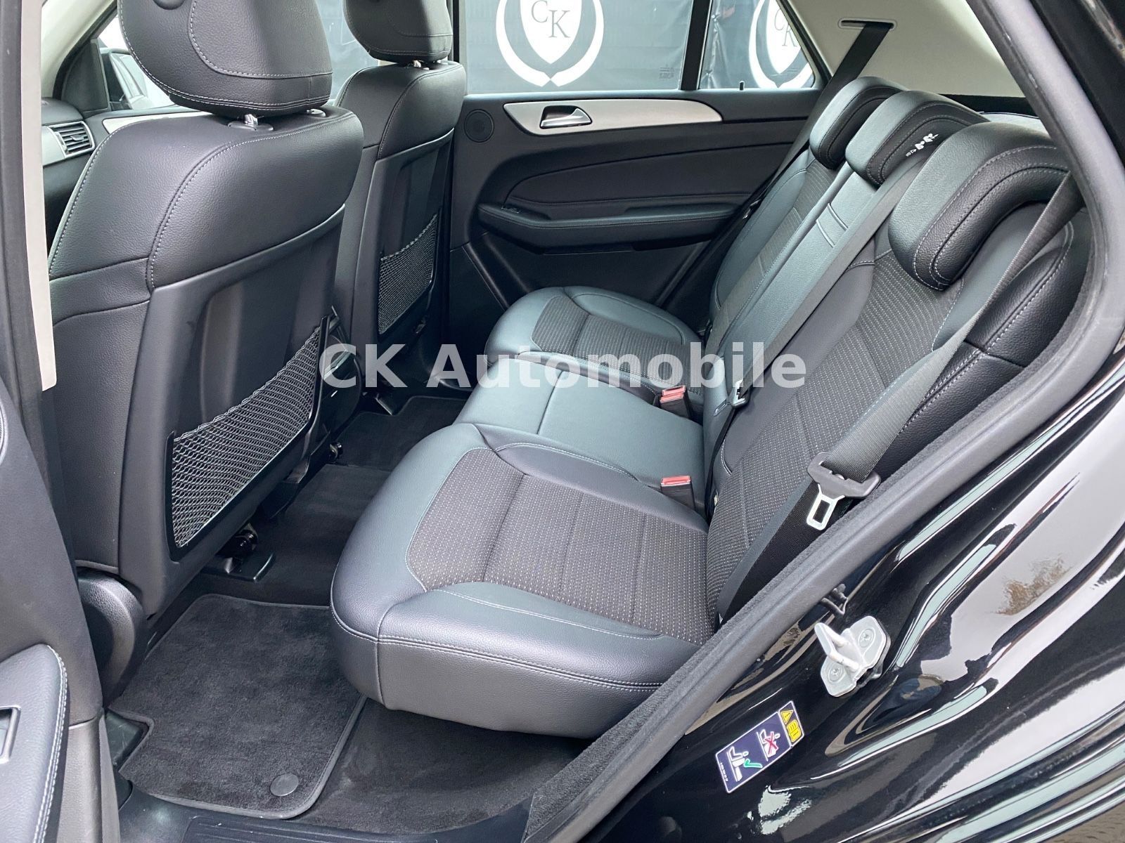 Fahrzeugabbildung Mercedes-Benz GLE 350d 4Matic/Navi/Rückfahrkamera/Tempomat