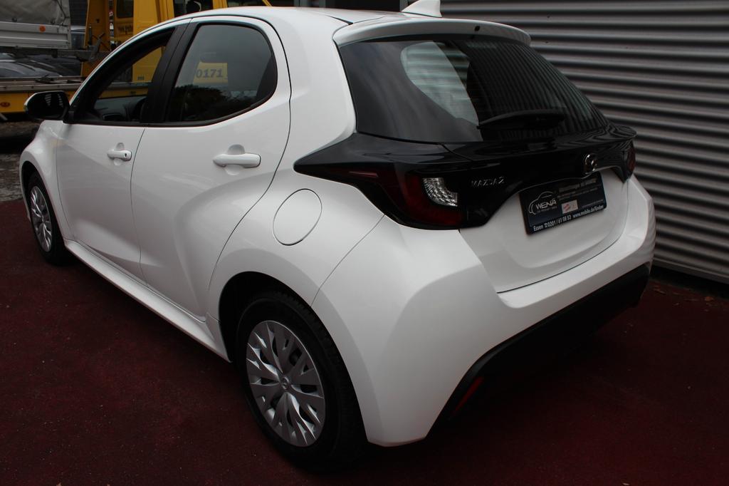 Mazda 2 Hybrid