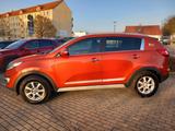 Kia Sportage 2.0 4WD - Kia Sportage: Orange