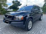 Volvo XC 90 D5 AWD 2.4 Liter - Volvo XC90 aus 2004: Geländewagen