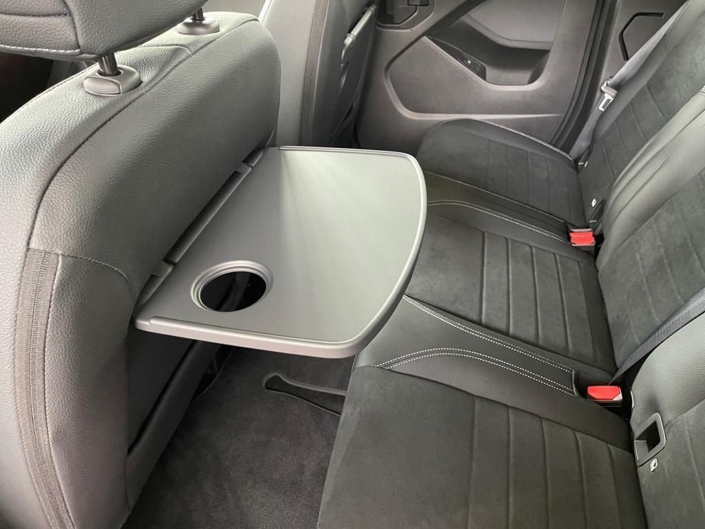 Fahrzeugabbildung Mercedes-Benz T 180 d Edition Standard AUT LED KAM Navi SHZ
