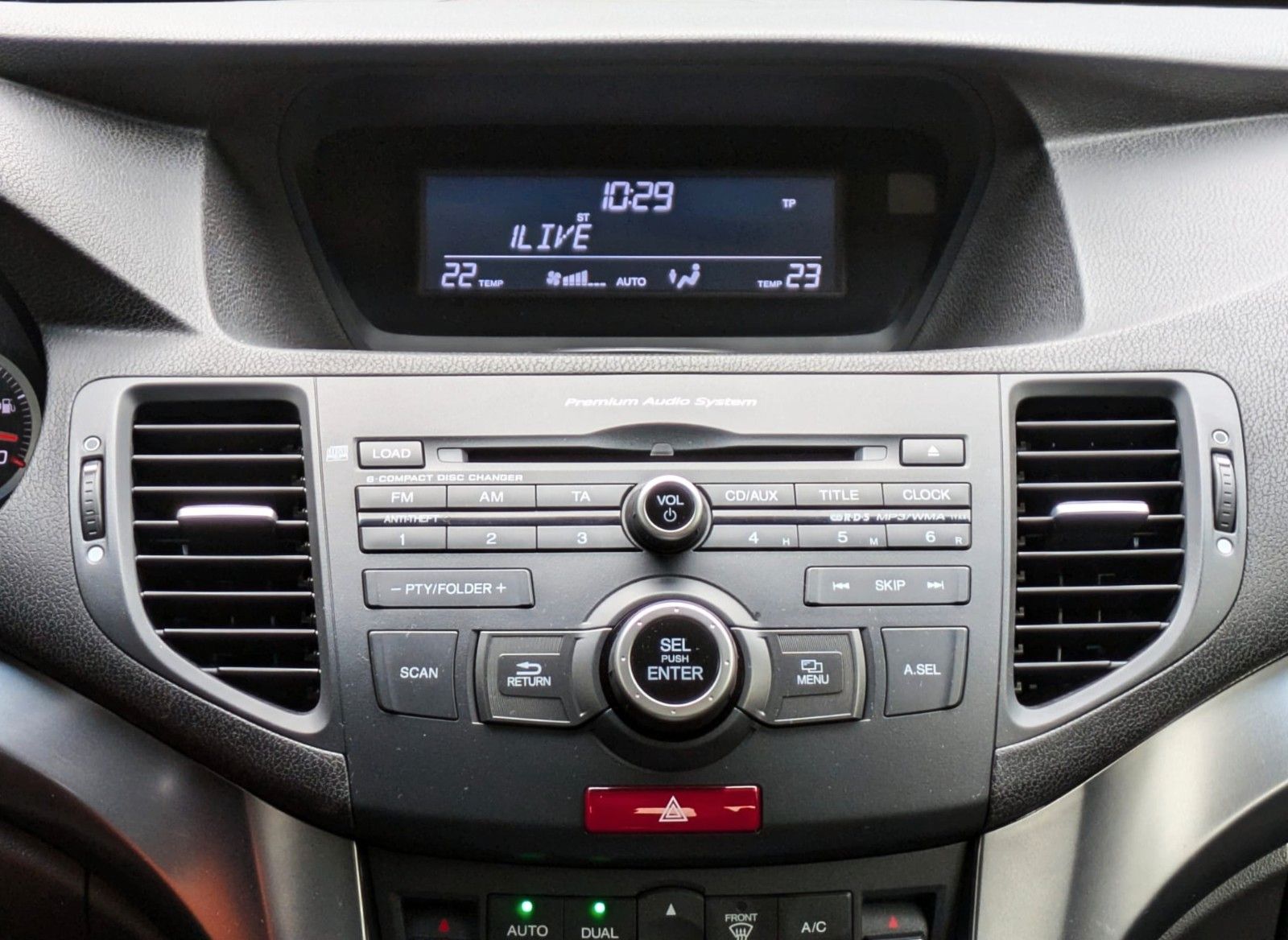 Fahrzeugabbildung Honda Accord 2.0i KLIMAAUT SITZHEIZUNG XENON GARANTIE!