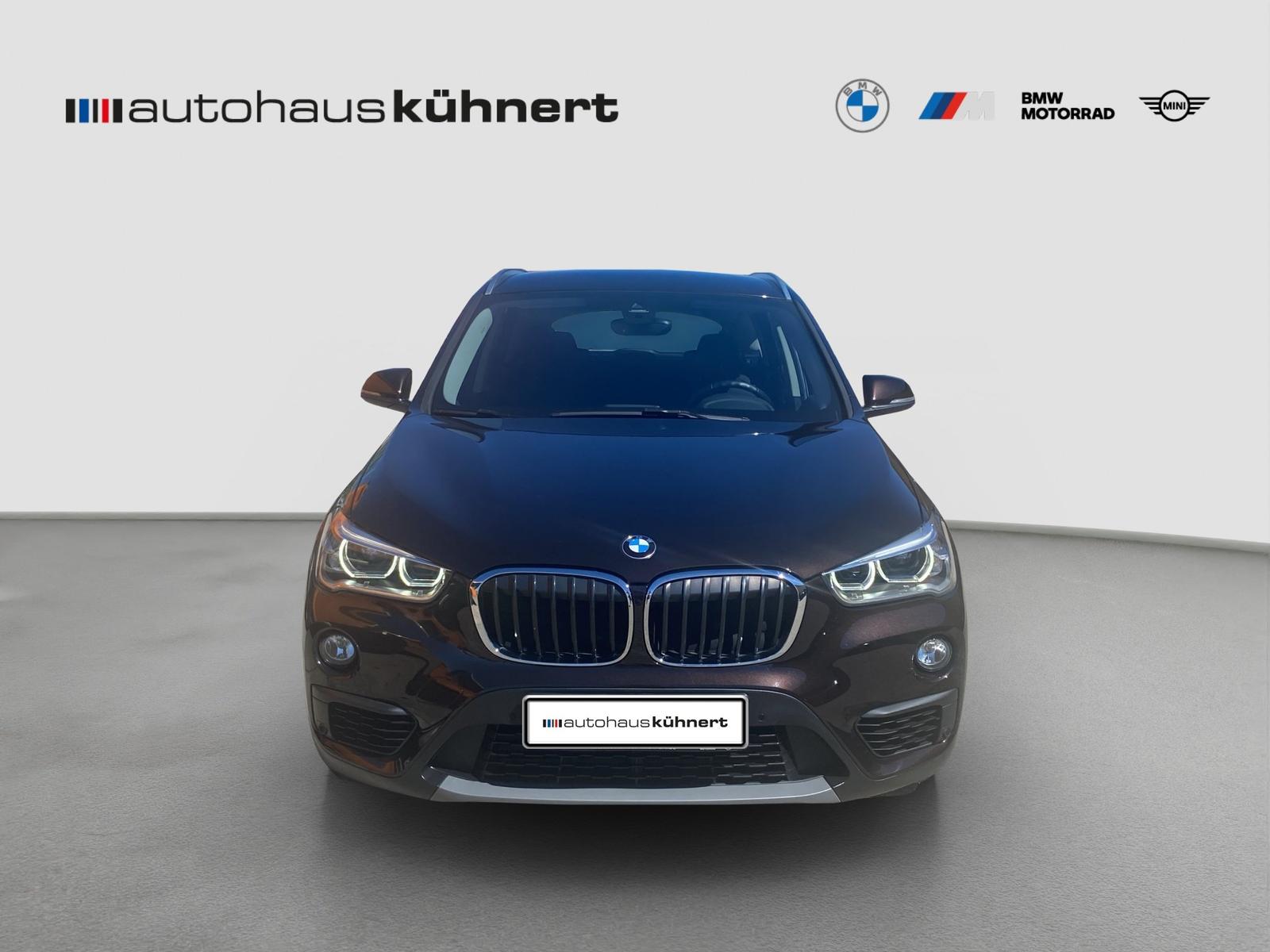 BMW X1 SDRIVE18I LED SpurAss Navi ParkAss PDC