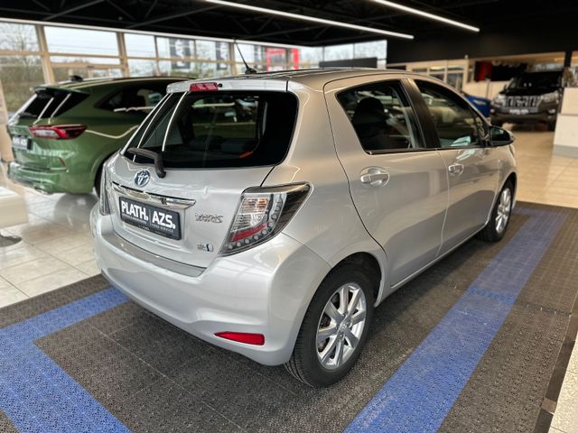 Toyota Yaris  Hybrid Life