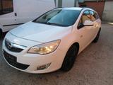 Opel Astra J Sports Tourer Design Edition - Opel Astra: Design