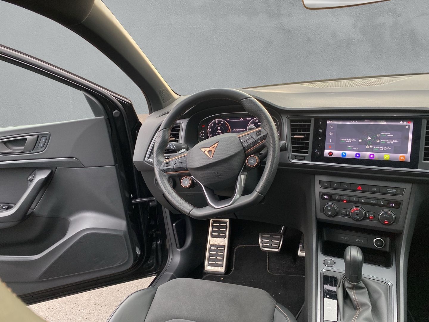 Fahrzeugabbildung CUPRA Ateca VZ 4Drive *AHK-klappbar *El. Panodach *NP