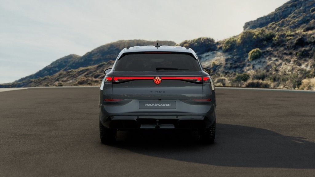 Fahrzeugabbildung Volkswagen T-Roc 1.5 eTSI DSG R-Line Black Style  AHZV