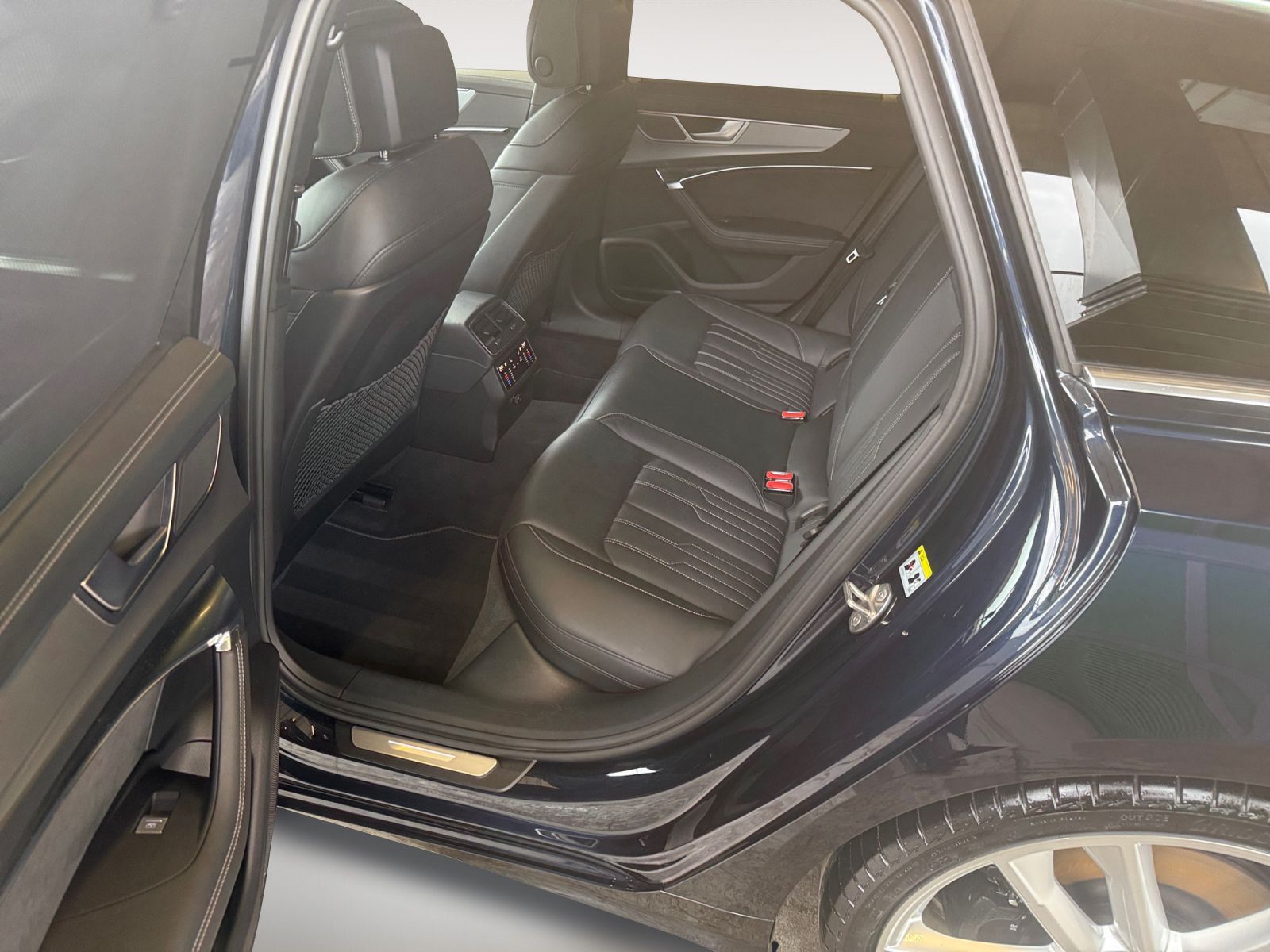 Audi S6 - Bild 14