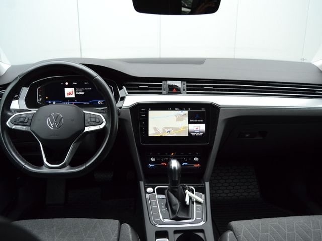 Passat Variant 2.0 TDI DSG AHK/STAND-HZ/MATRIX/N