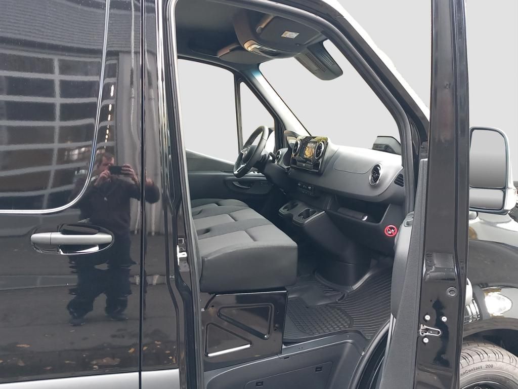 Fahrzeugabbildung Mercedes-Benz Sprinter 317 CDI Kasten PRO Standard AHK*LED*PDC