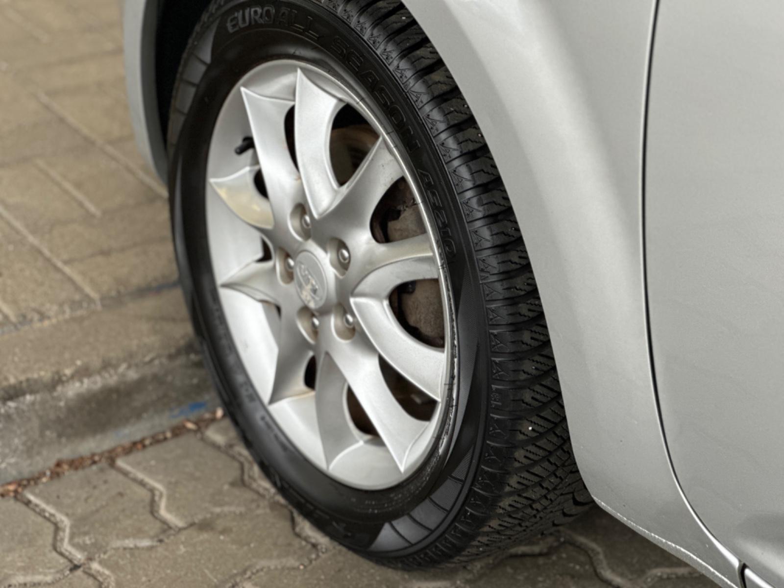 Kia cee'd 2009 — photo 39