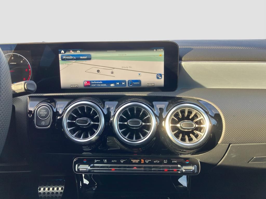 Fahrzeugabbildung Mercedes-Benz CLA 200 d SB AMG*Night*PDC*LED*SpurH