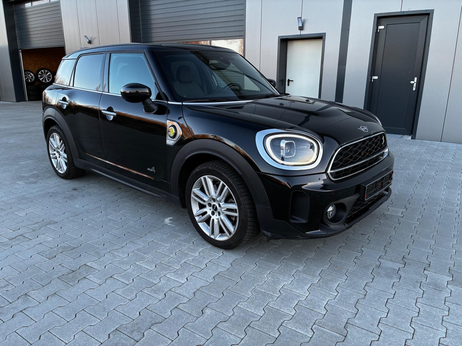 MINI COOPER SE Countryman All4 AUTOM TÜV NEU NAVI 1 H