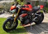 Triumph Speed Triple 1200 RS (ÖHLINS-Komplettfahrwerk)