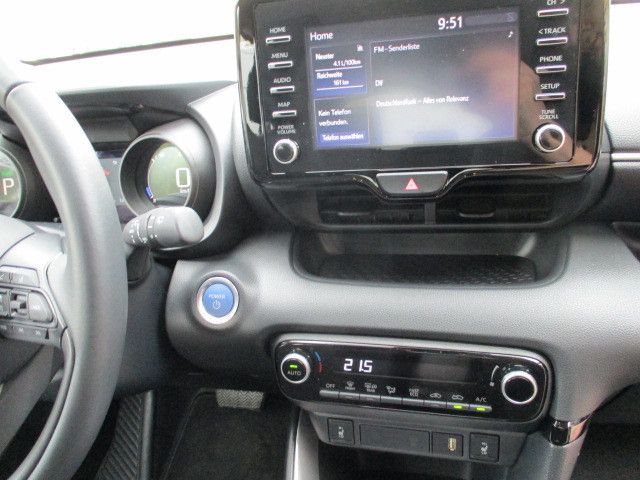 Fahrzeugabbildung Toyota Yaris Hybrid Team Deutschland