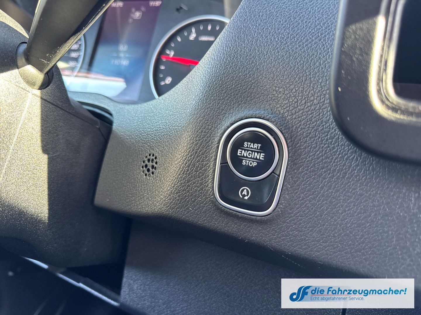 Fahrzeugabbildung Mercedes-Benz Sprinter Kasten 317 CDI L2 Automa. Navi CarPlay