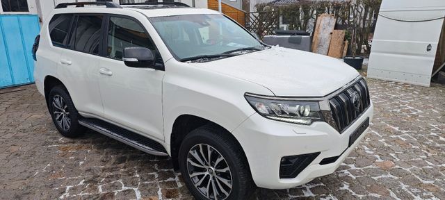 Toyota Land Cruiser TEC-Edition AHK