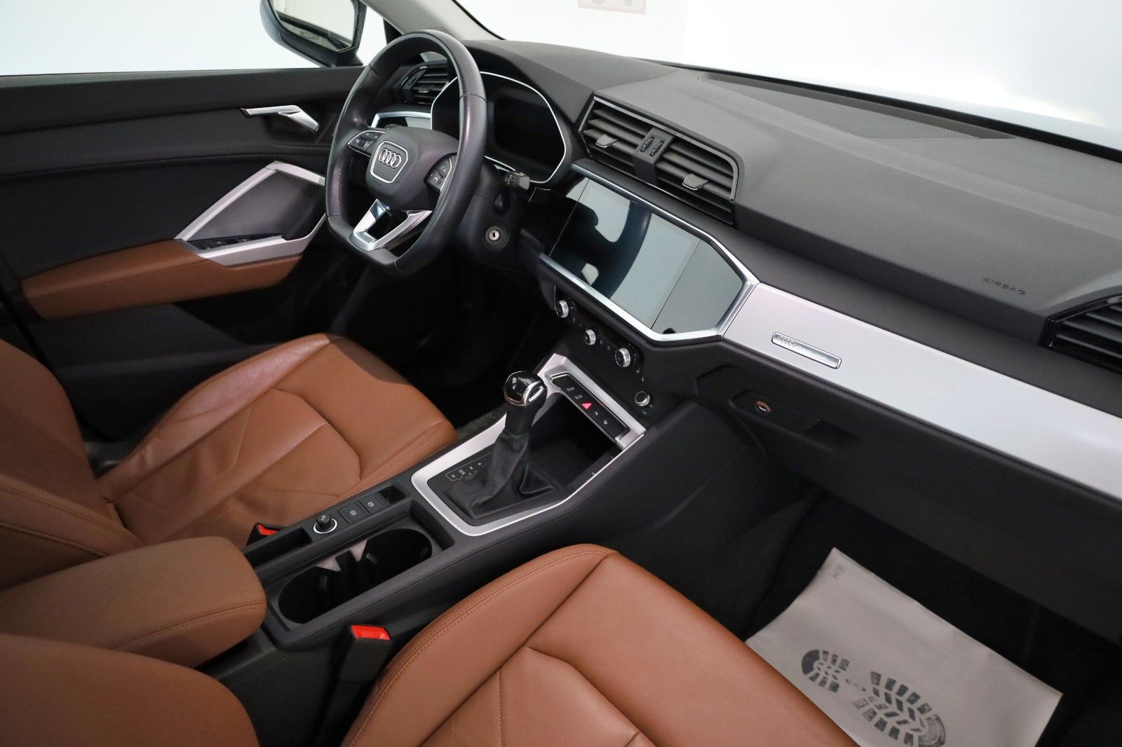 Fahrzeugabbildung Audi Q3 35 TDI advanced,Leder,Navi,LED,SH,Carplay