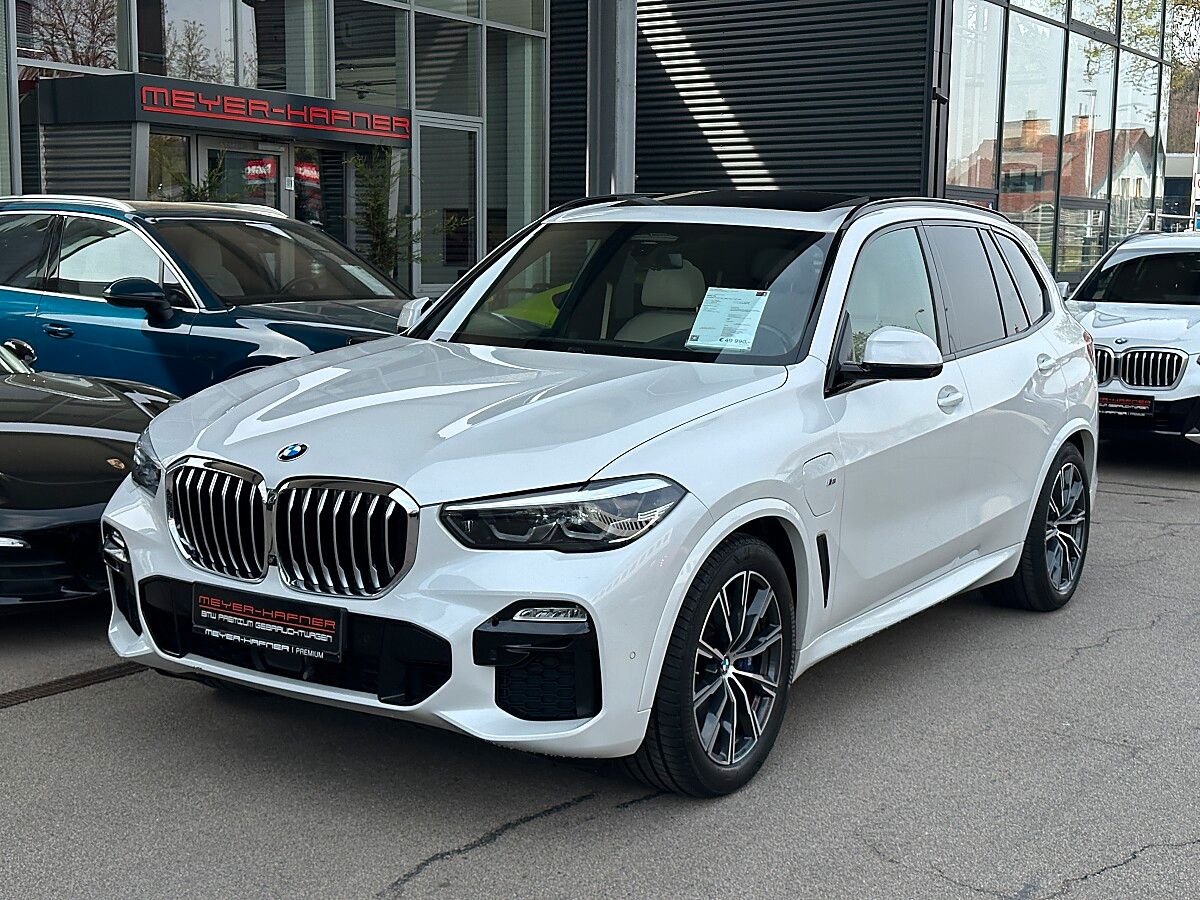BMW X5 xDrive45e M-Paket Aut. / AHK / Pano / HiFi...